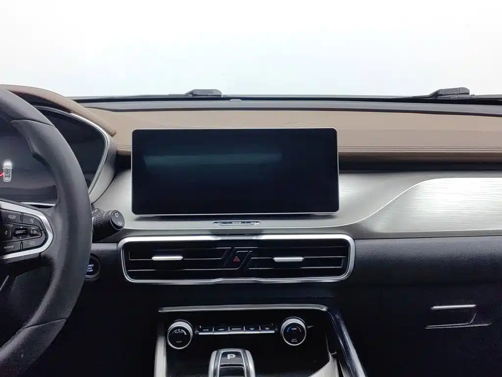 Geely Binyue — миниатюра 12