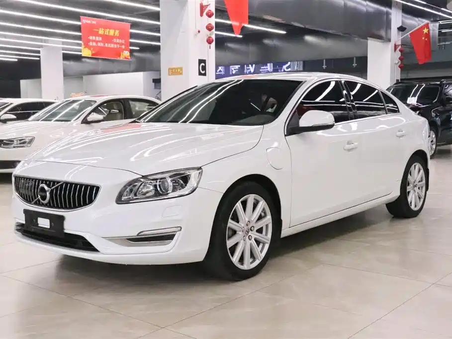 Volvo S60 PHEV