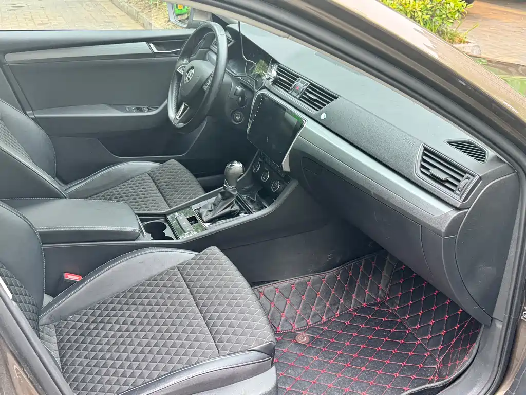 Skoda Superb 2016 TSI280 DSG