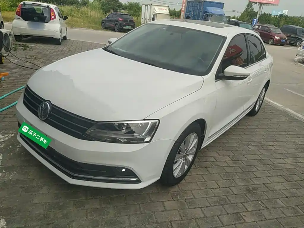 Volkswagen Sagitar — миниатюра 2