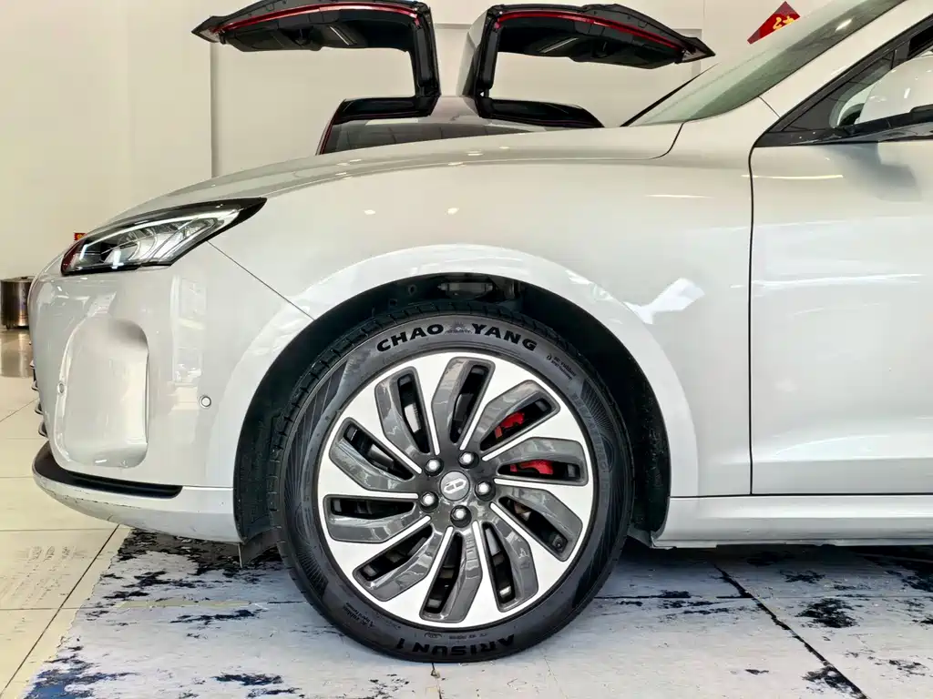 AITO AITO M5 — миниатюра 10