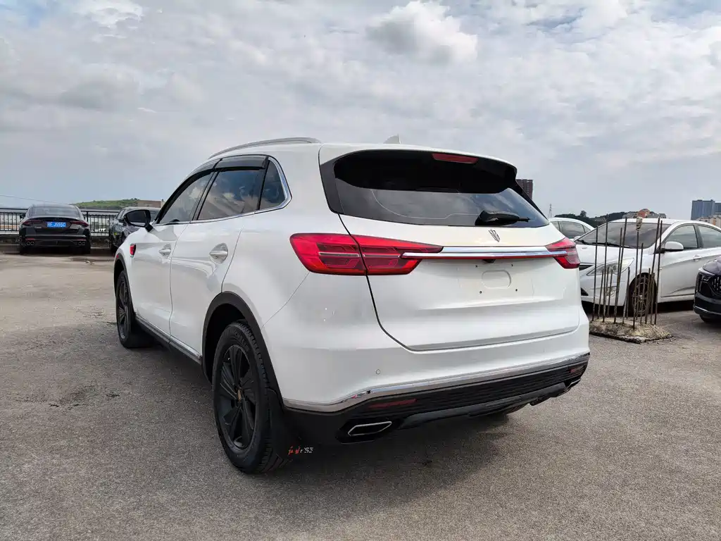Hongqi HS5 2.0T Connected Flagship Enjoy Edition, фото 5