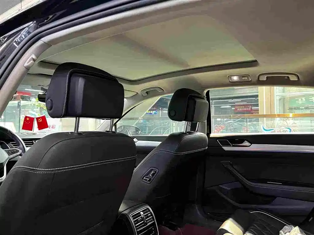 Volkswagen Magotan PHEV — миниатюра 8