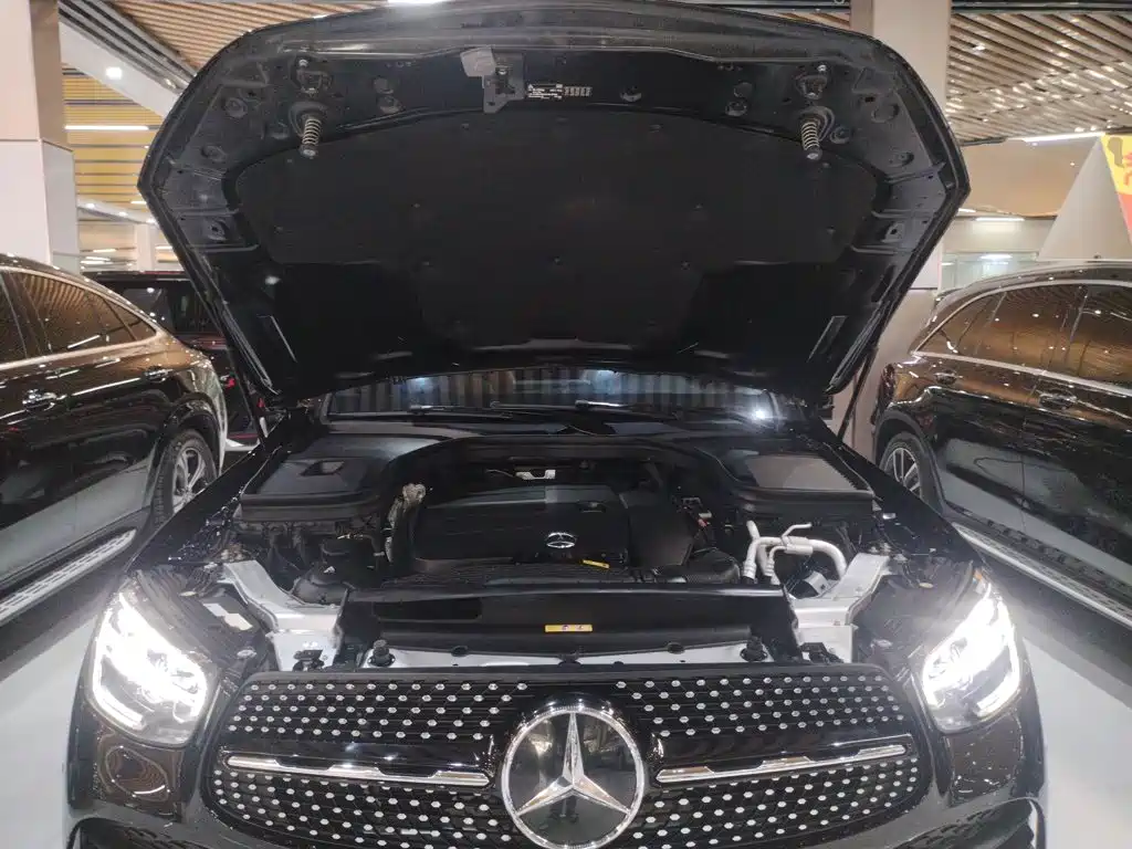 Mercedes-Benz GLC 2021 GLC 300 4MATIC SUV