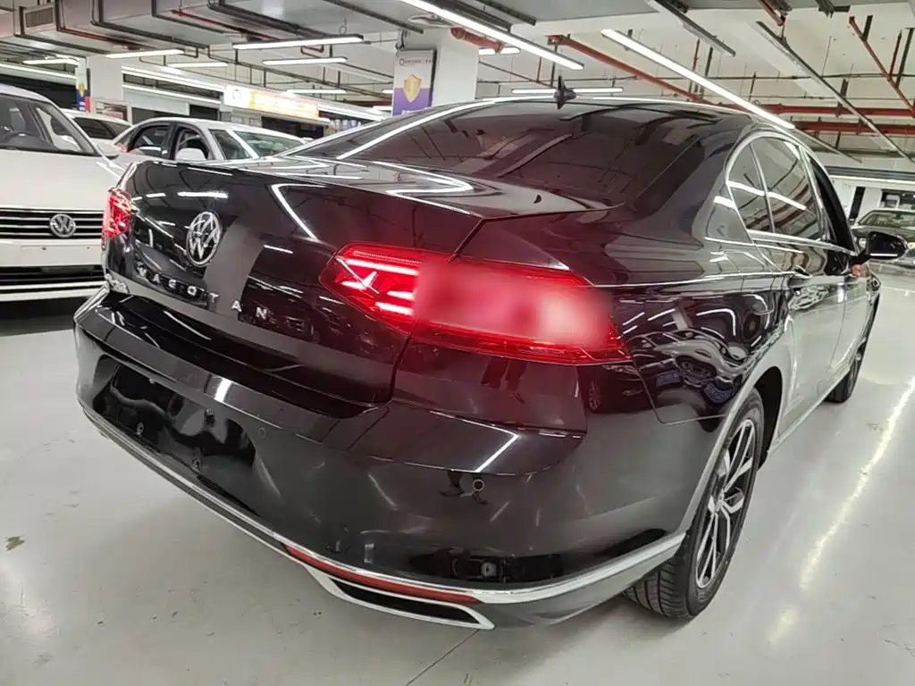 Volkswagen Magotan — миниатюра 7