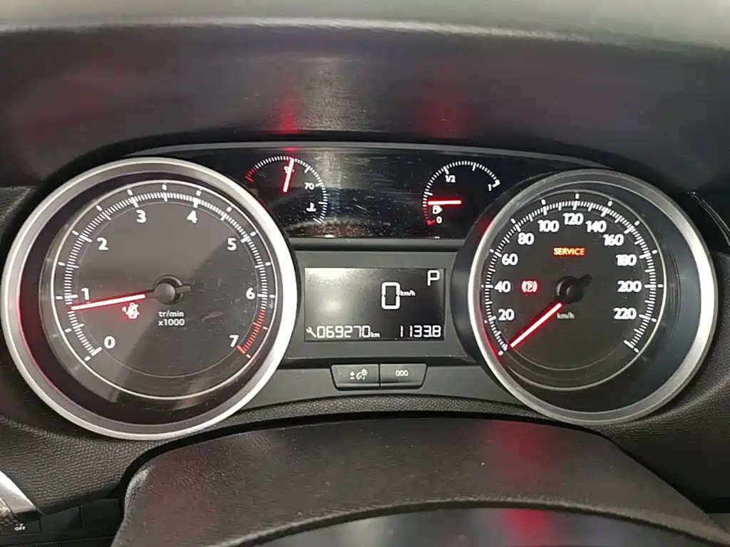 Peugeot 408 — миниатюра 12