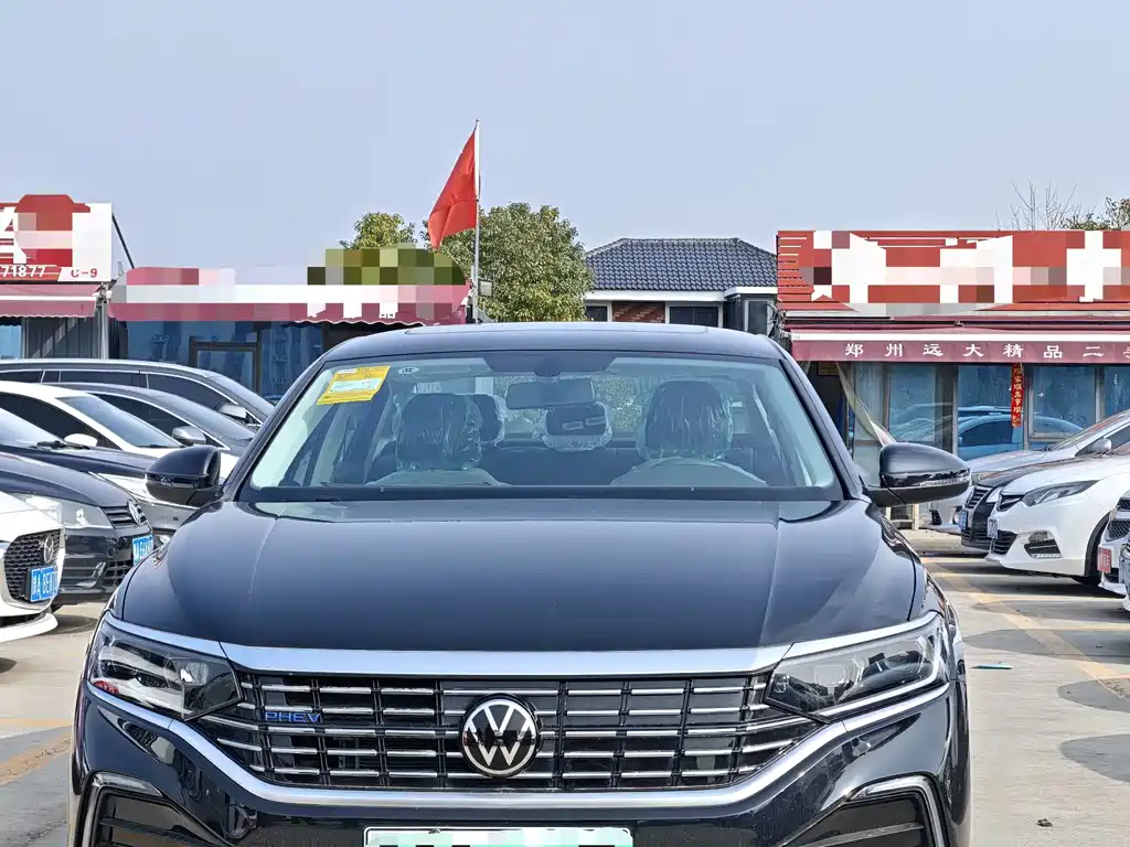 VOLKSWAGEN PASSAT NEW ENERGY