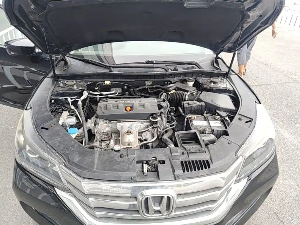 Honda Accord — миниатюра 20