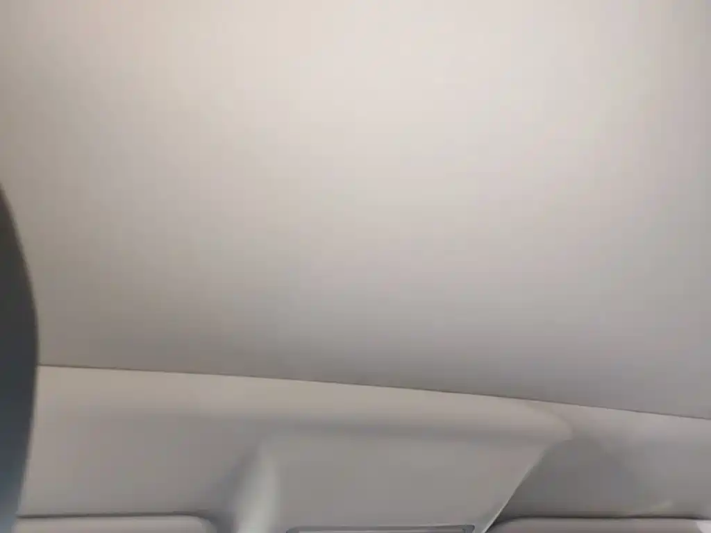 Jaguar E-PACE — миниатюра 18