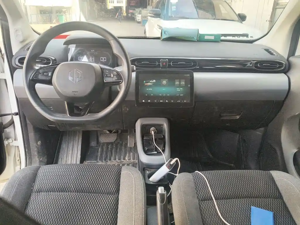 Leapmotor Leapmotor T03 — миниатюра 6