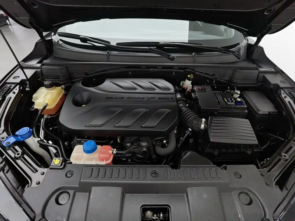 Changan UNI-T — миниатюра 6