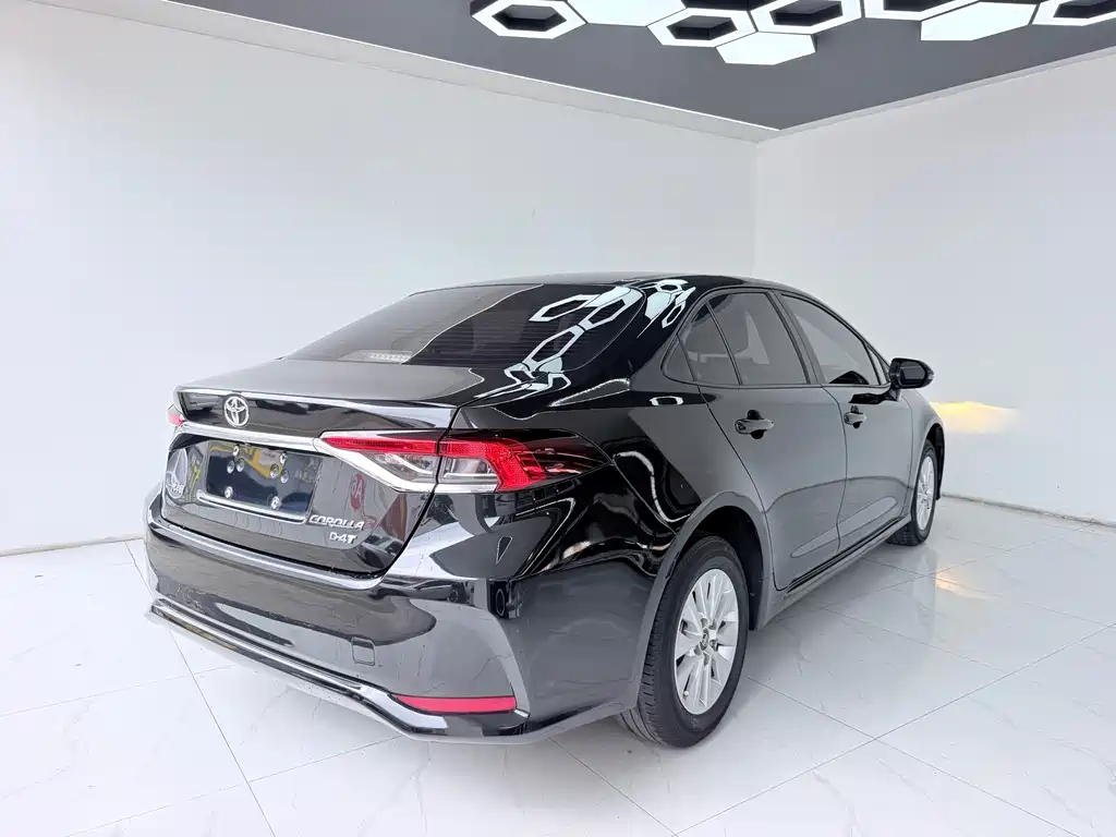 Toyota Corolla — миниатюра 7