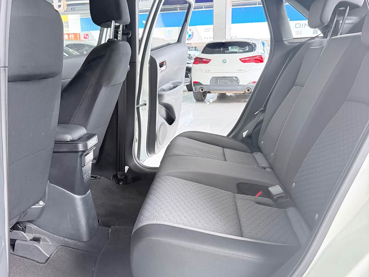 Honda Fit 1.5 л 2022 г. Белый, пробег 26000 км