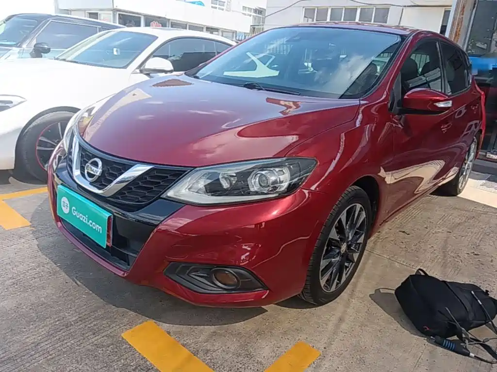 Nissan Tiida — миниатюра 2