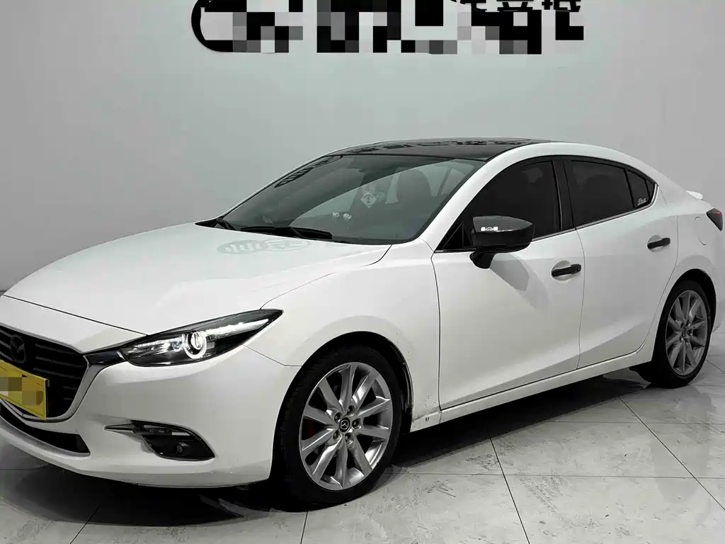 Купить Mazda 3 Axela