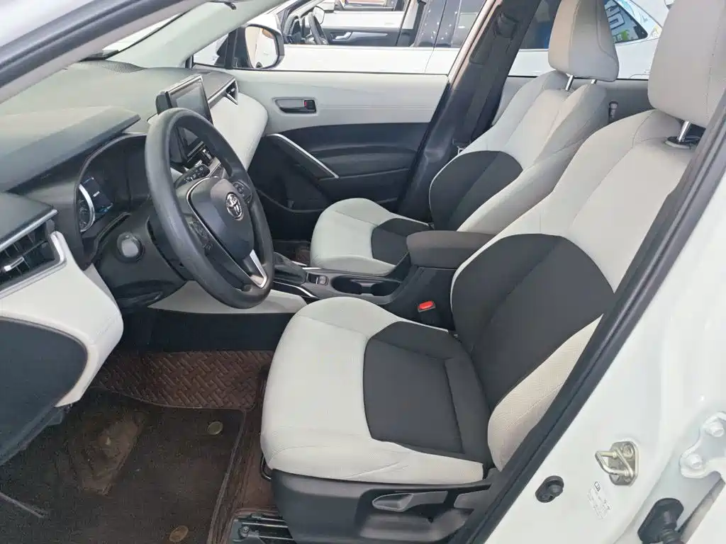 Toyota Frontlander — миниатюра 12