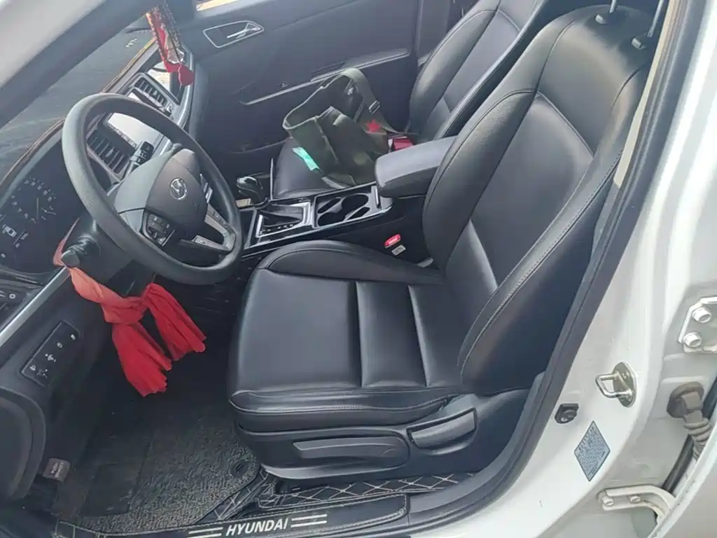 Hyundai Mistra — миниатюра 15
