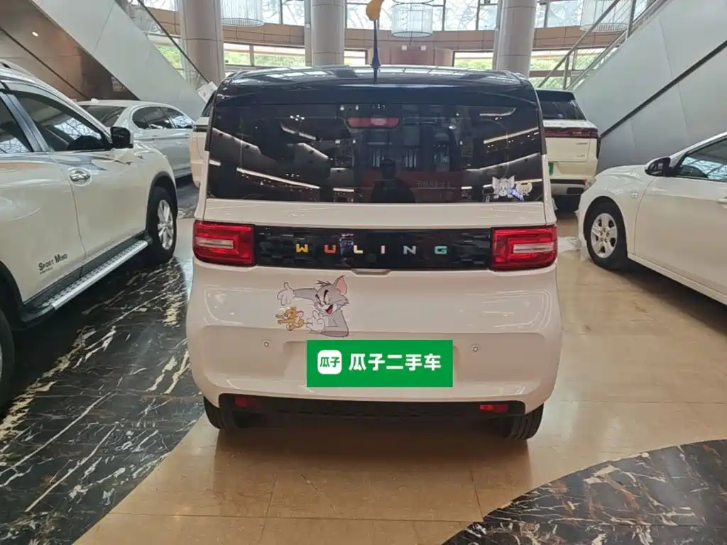 Wuling MINIEV — миниатюра 3