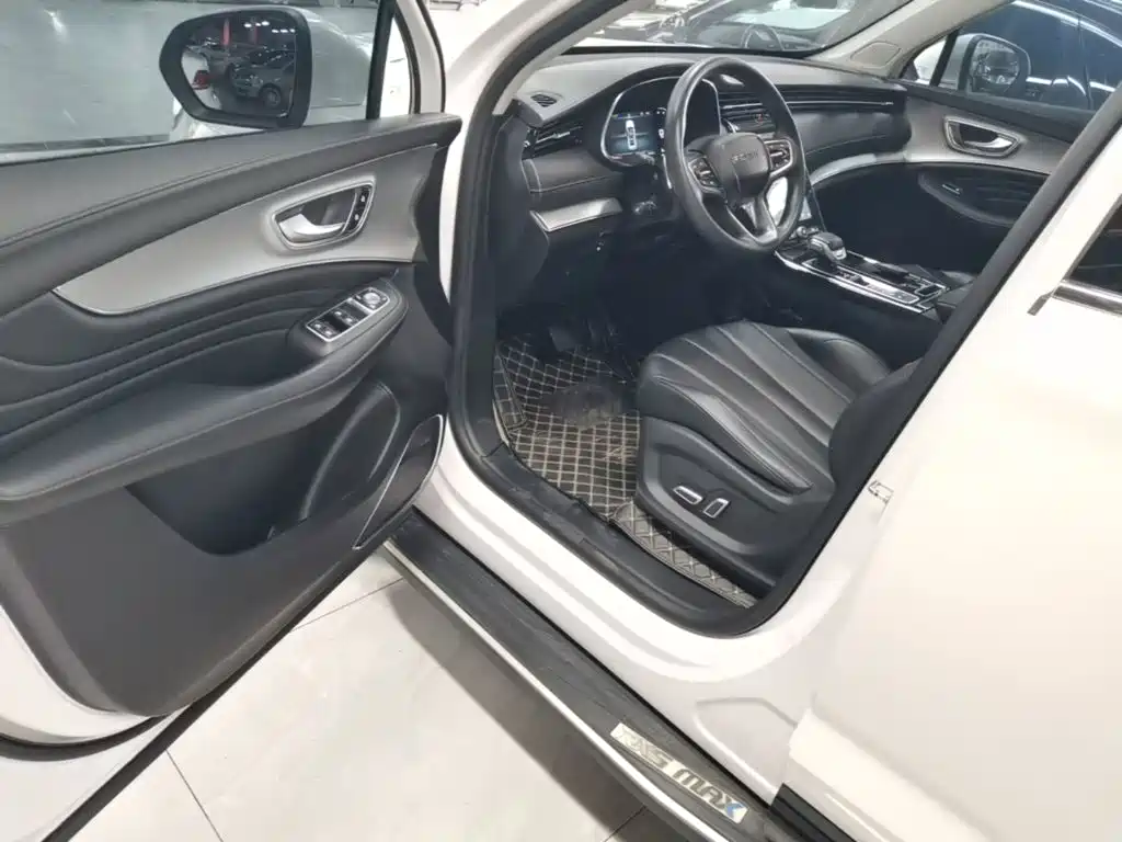 Roewe RX5 MAX — миниатюра 16