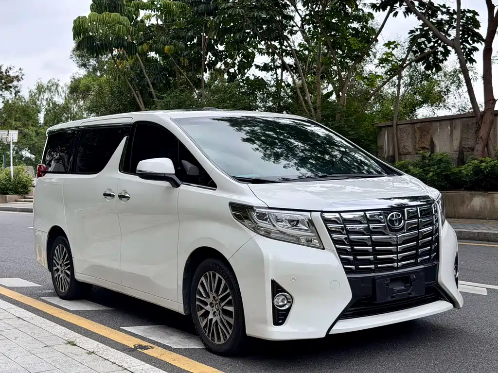 Toyota Alphard 2015 3.5L Luxury