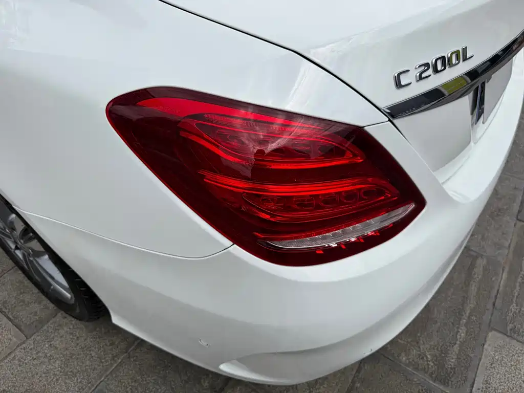 Mercedes-Benz C-Class — миниатюра 38