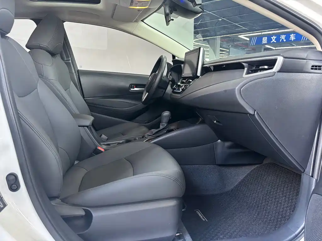 Toyota Corolla — миниатюра 5