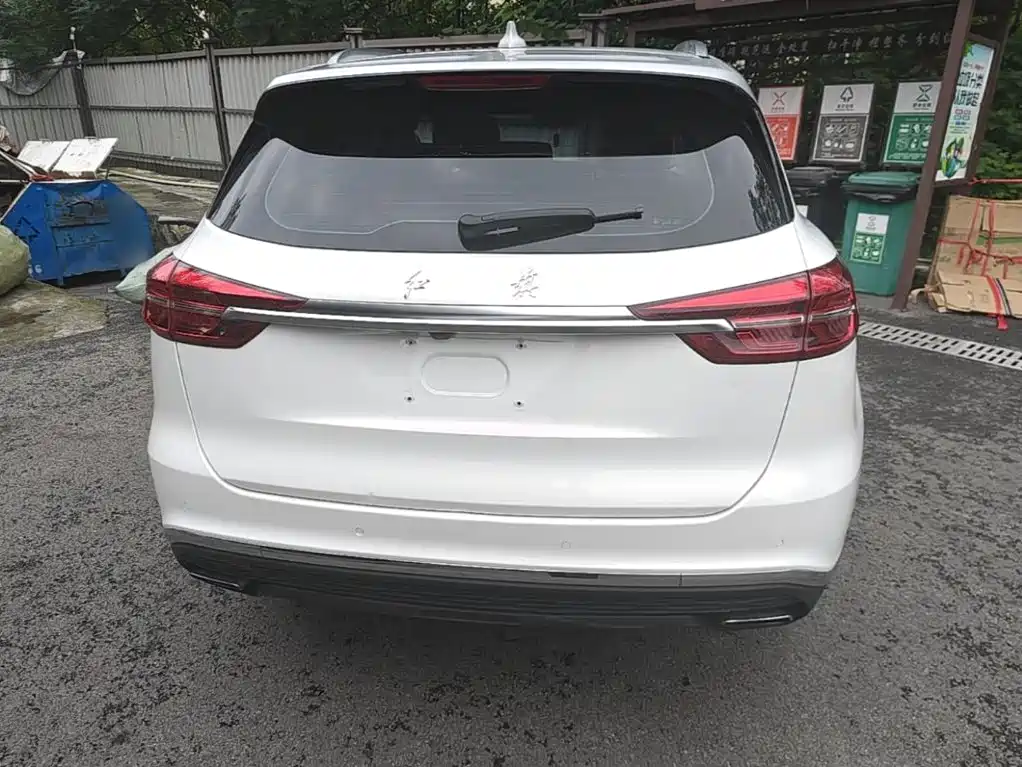 Hongqi Hongqi HS5 — миниатюра 6