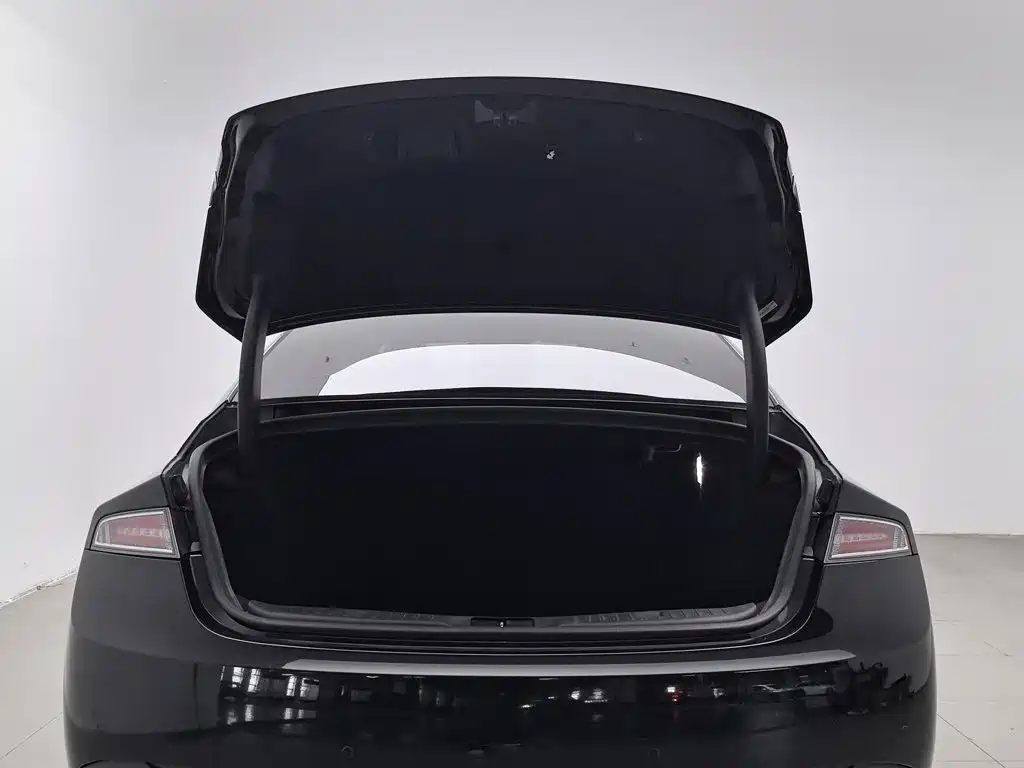 Lincoln MKZ — миниатюра 16