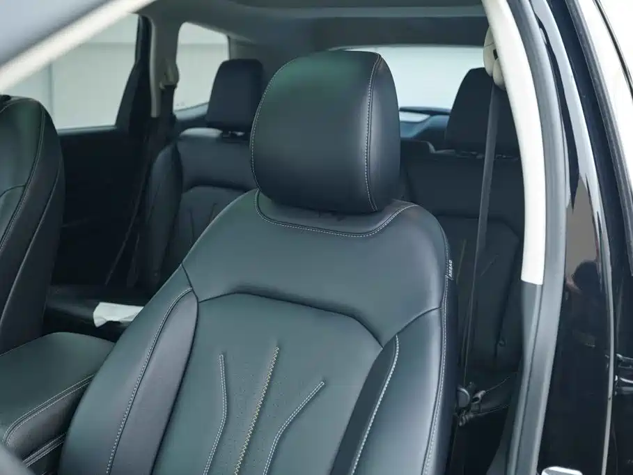 Ford Edge — миниатюра 12