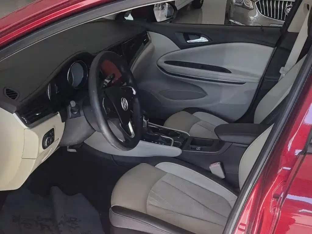 Buick Verano — миниатюра 9