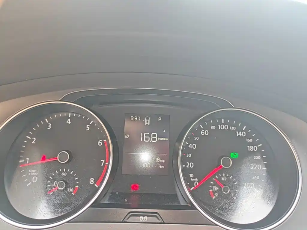 Volkswagen Golf — миниатюра 12