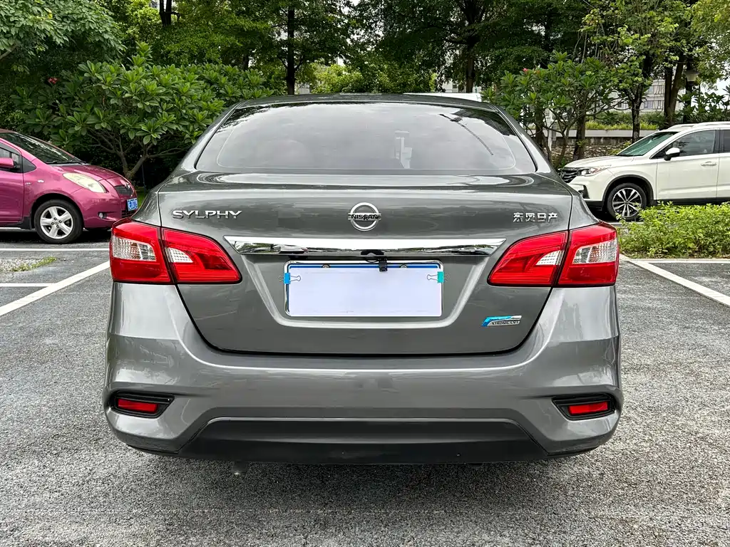 Nissan Sylphy 2019 1.6XV CVT Premium VI