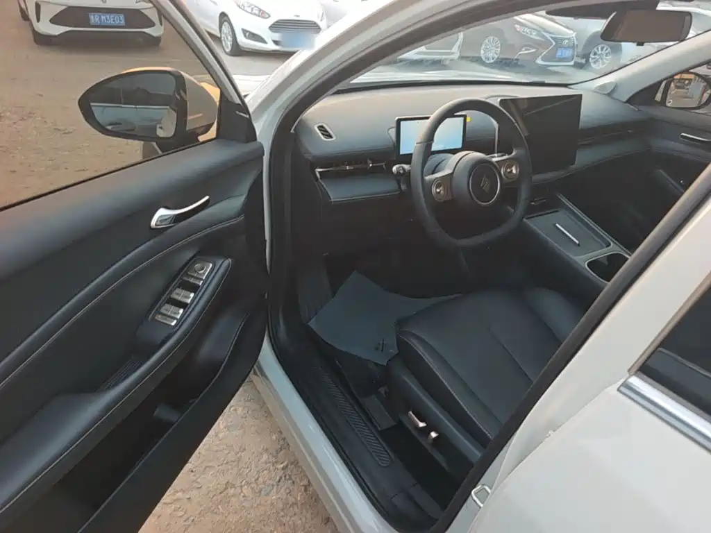 Baojun Yunhai — миниатюра 16