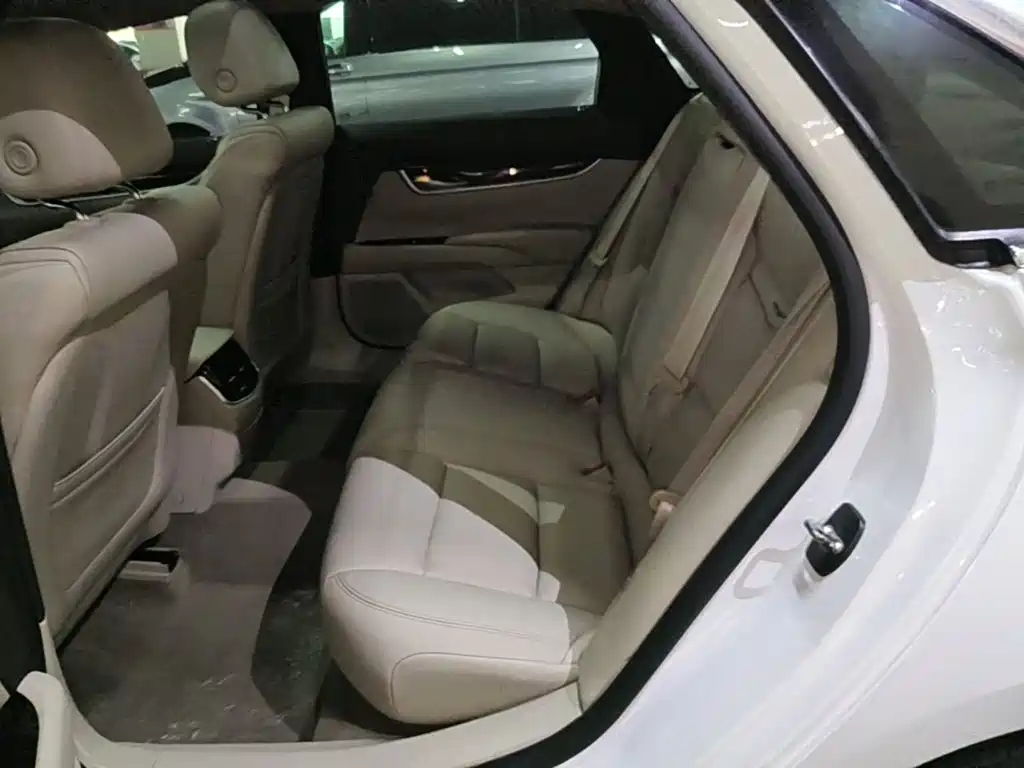 Cadillac XTS — миниатюра 17