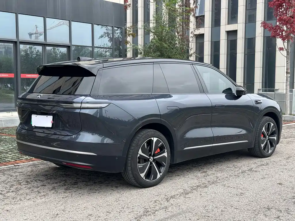 NIO ES8 — миниатюра 21