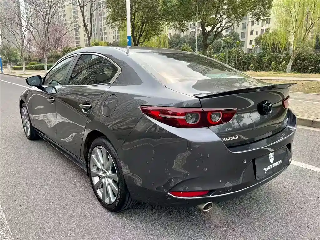 MAZDA 3 ANGKESAILA