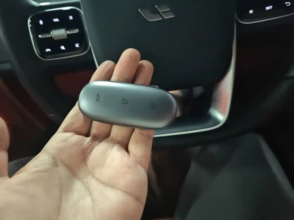 Li Auto Li L6 — миниатюра 9