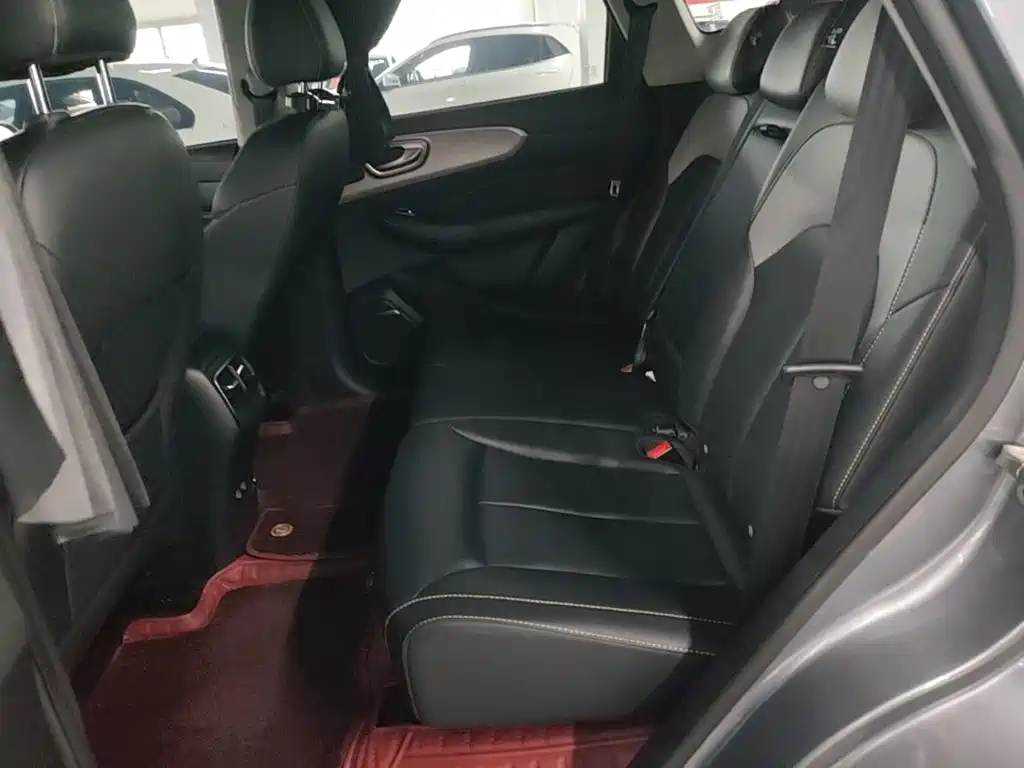Roewe RX5 New Energy — миниатюра 17