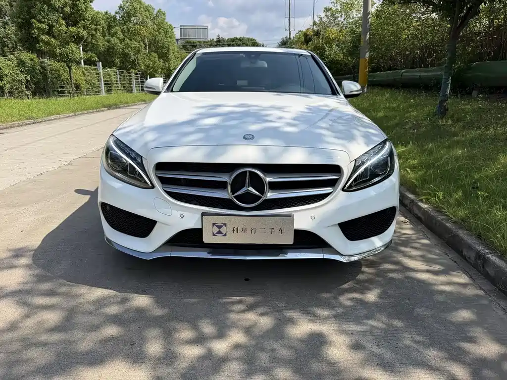 Mercedes-Benz C-Class — миниатюра 4