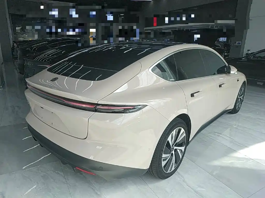 NIO ET5 — миниатюра 7