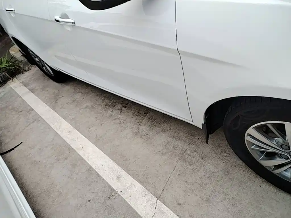 Geely Emgrand — миниатюра 21