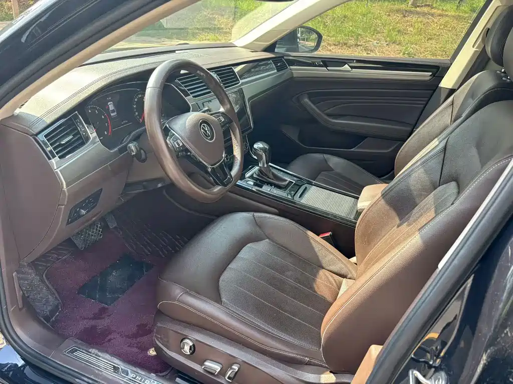 Volkswagen Phideon — миниатюра 4