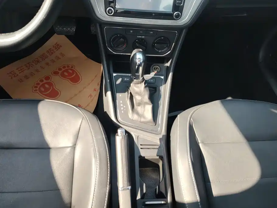Volkswagen Lavida — миниатюра 16