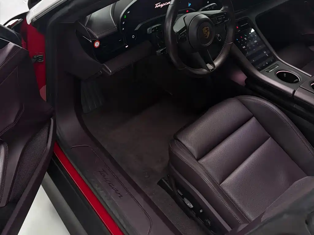 Porsche Taycan — миниатюра 2