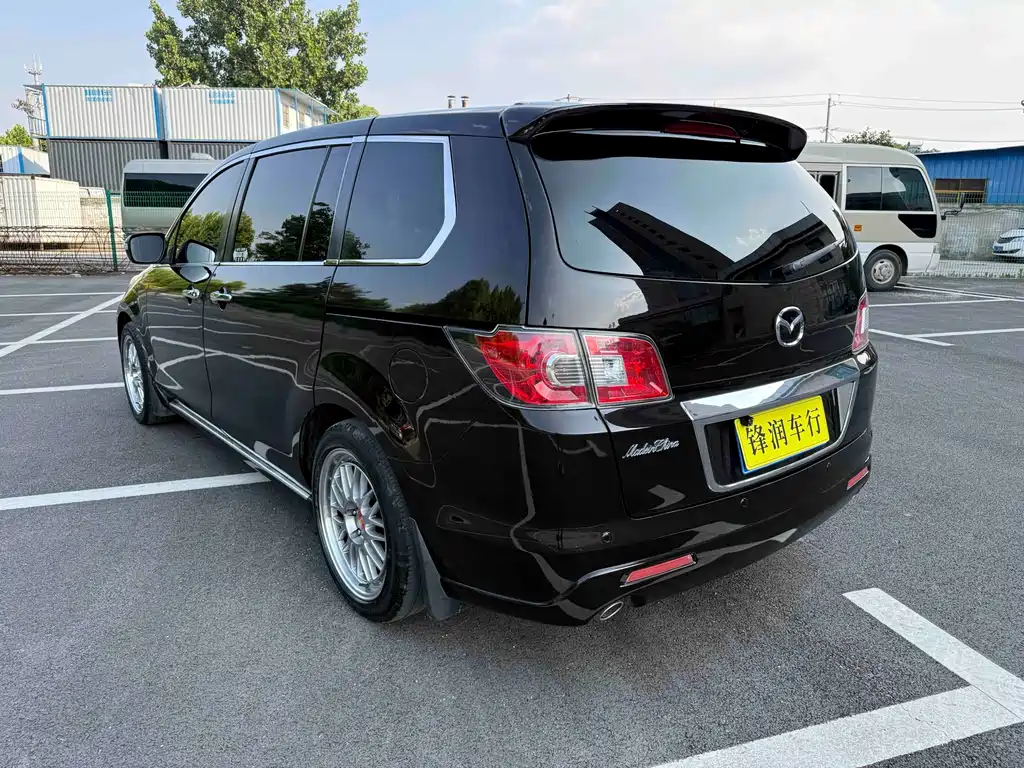 Mazda 8 2013 2.5L