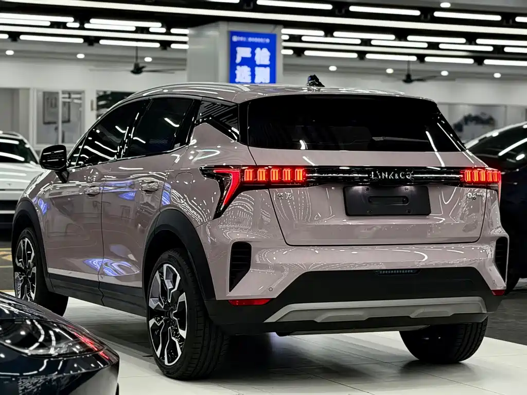 Lynk & Co 06 — миниатюра 4