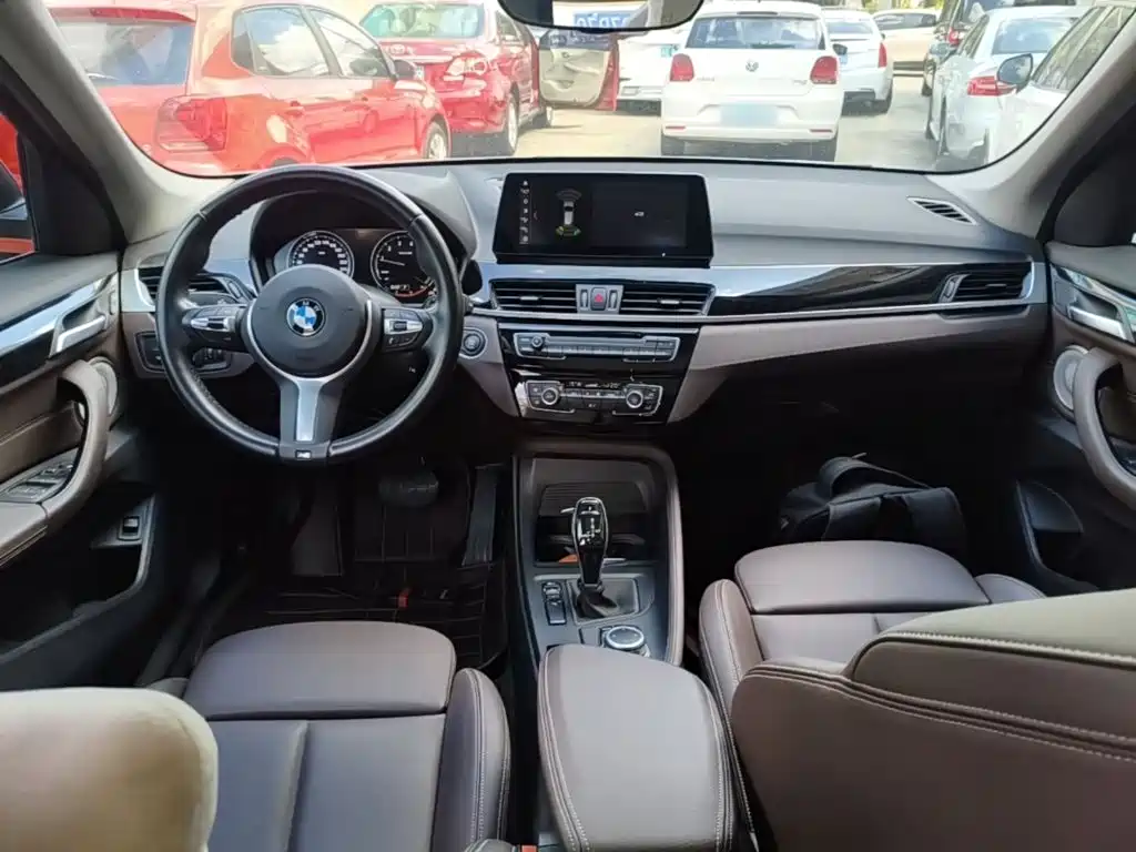BMW X1 — миниатюра 10
