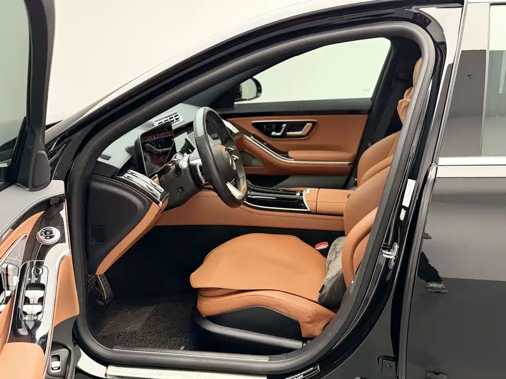 Mercedes-Benz S-Class — миниатюра 13