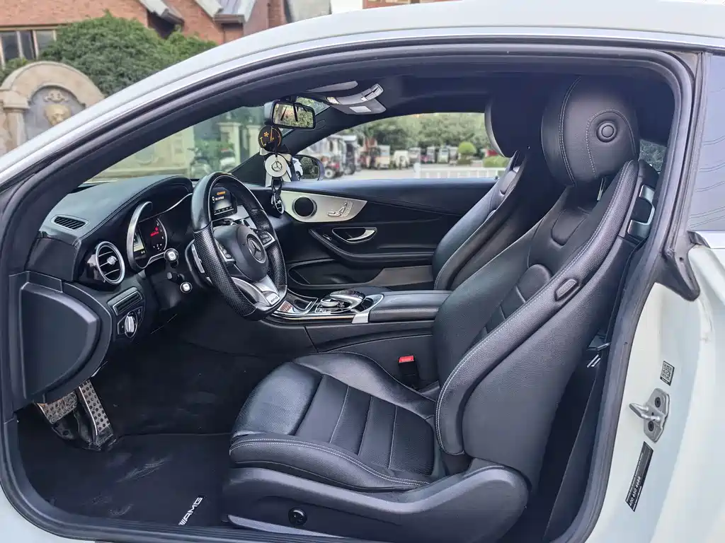 Mercedes-Benz C-Class (Import) — миниатюра 4