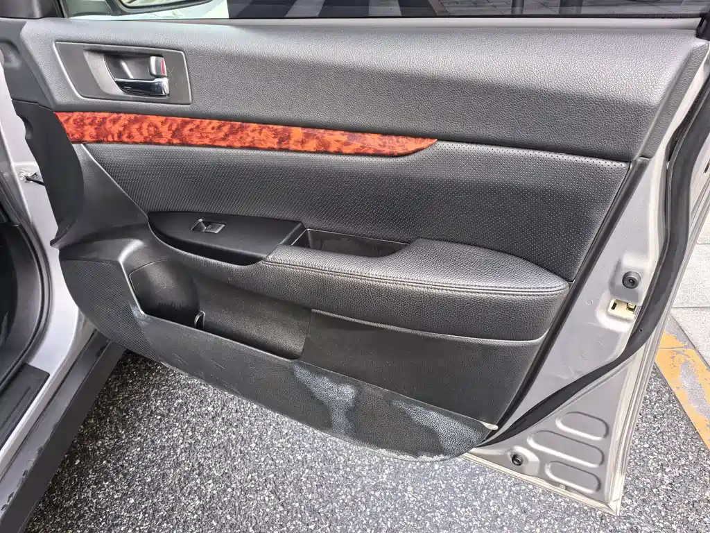 Subaru Outback — миниатюра 13